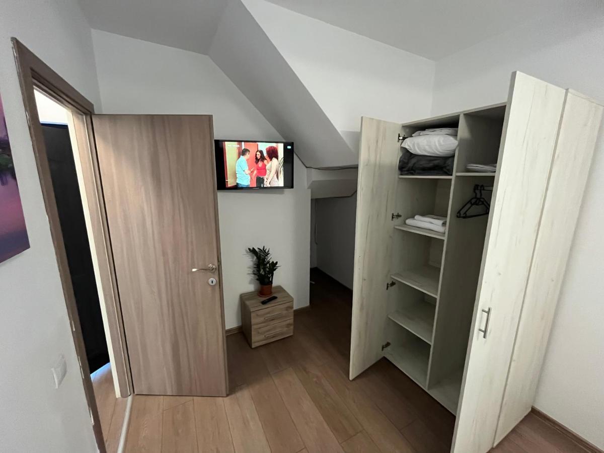 Grey Boutique Hotel Palas ยาช ภายนอก รูปภาพ