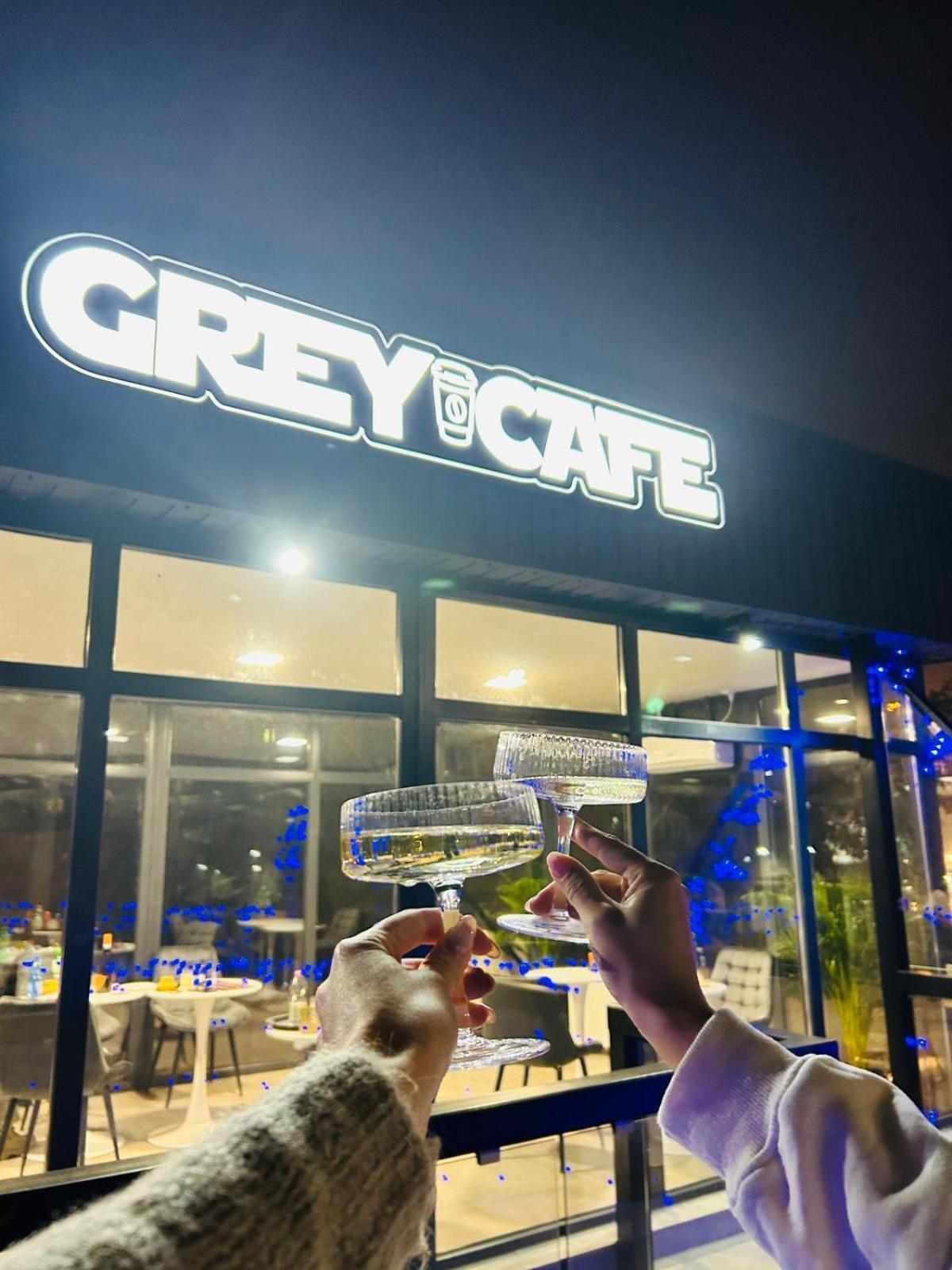 Grey Boutique Hotel Palas ยาช ภายนอก รูปภาพ