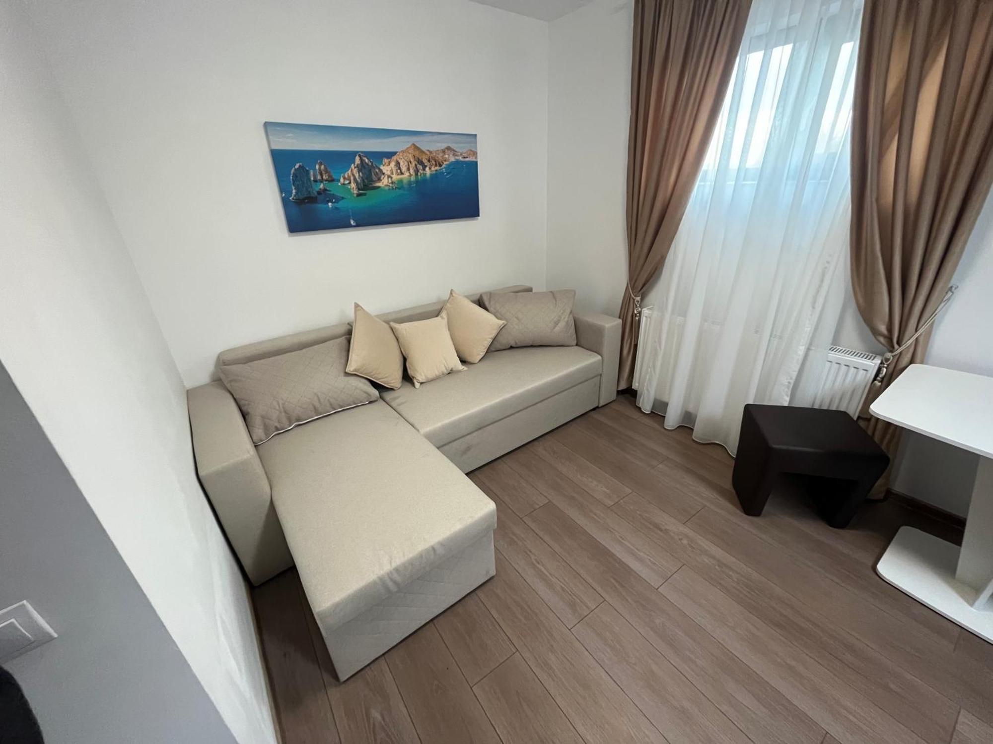 Grey Boutique Hotel Palas ยาช ภายนอก รูปภาพ