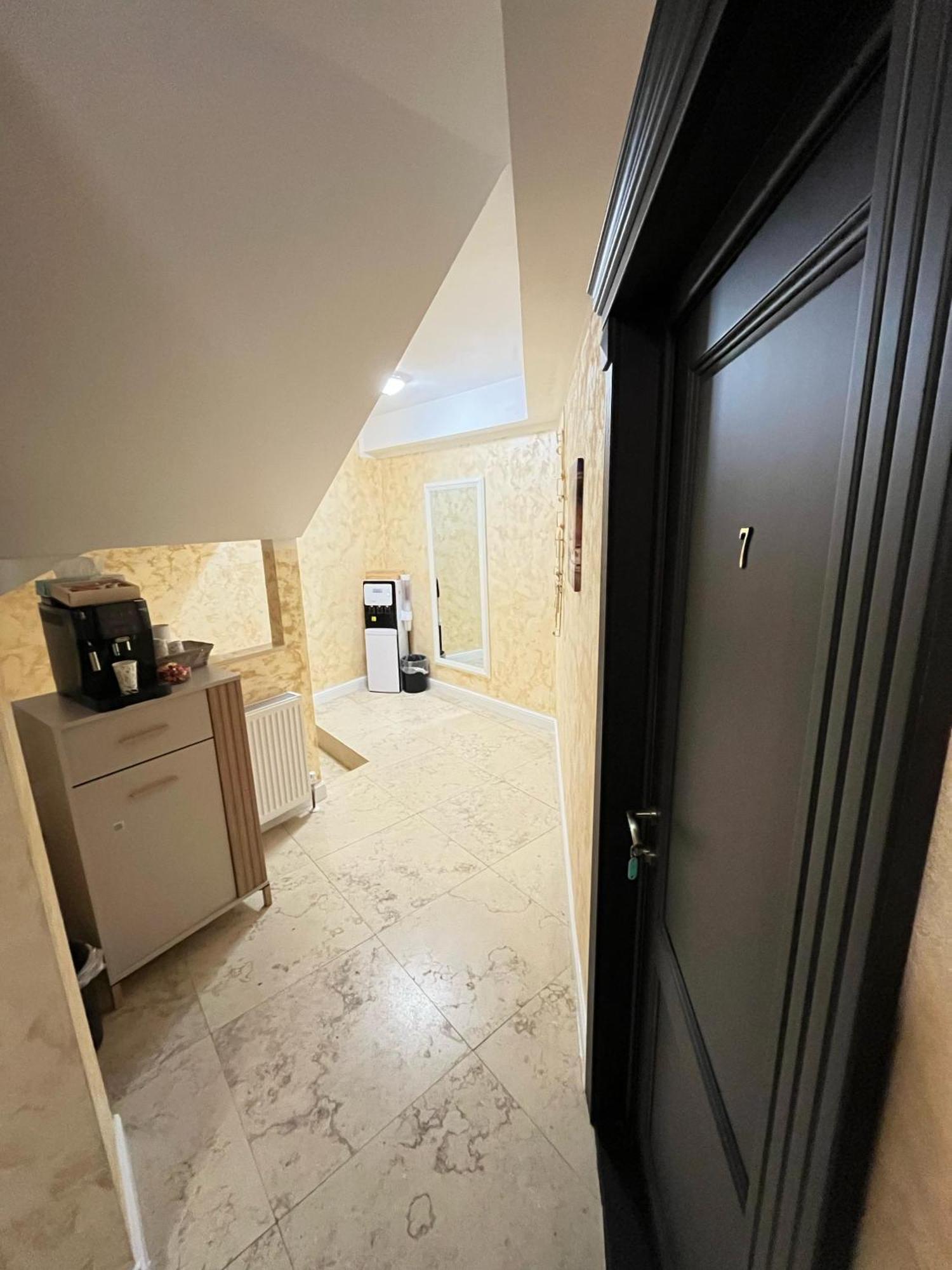 Grey Boutique Hotel Palas ยาช ภายนอก รูปภาพ