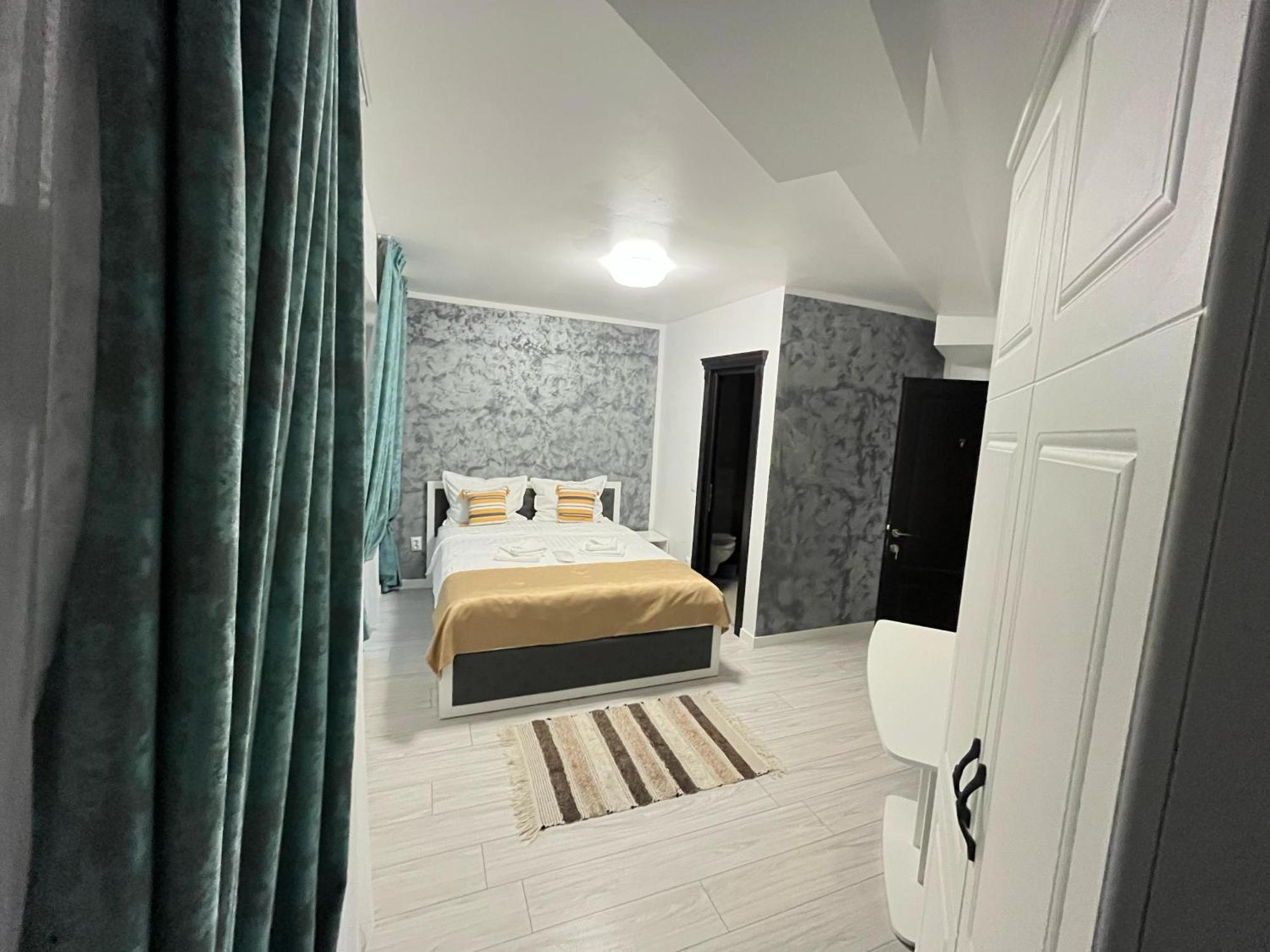 Grey Boutique Hotel Palas ยาช ภายนอก รูปภาพ