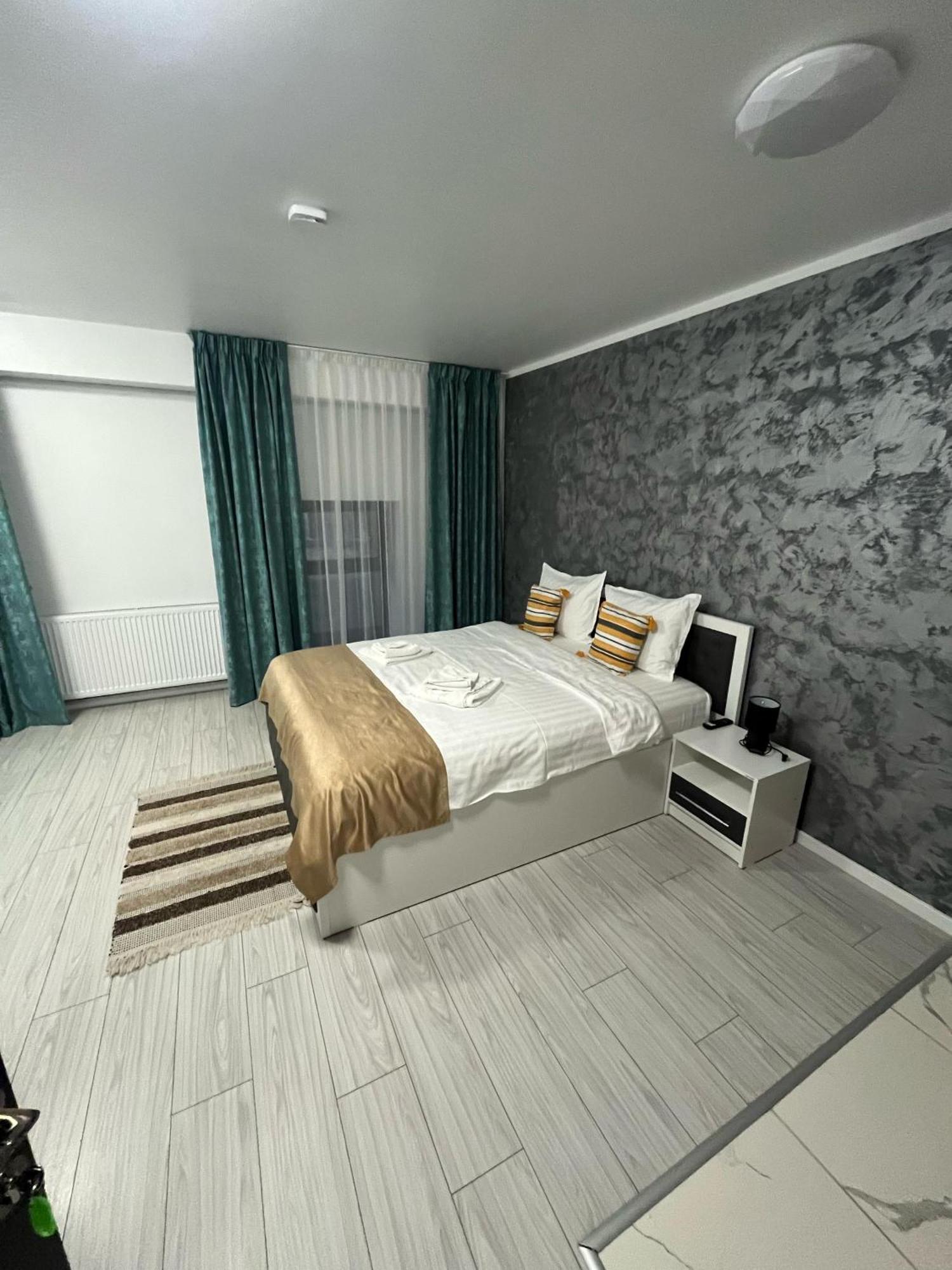 Grey Boutique Hotel Palas ยาช ภายนอก รูปภาพ