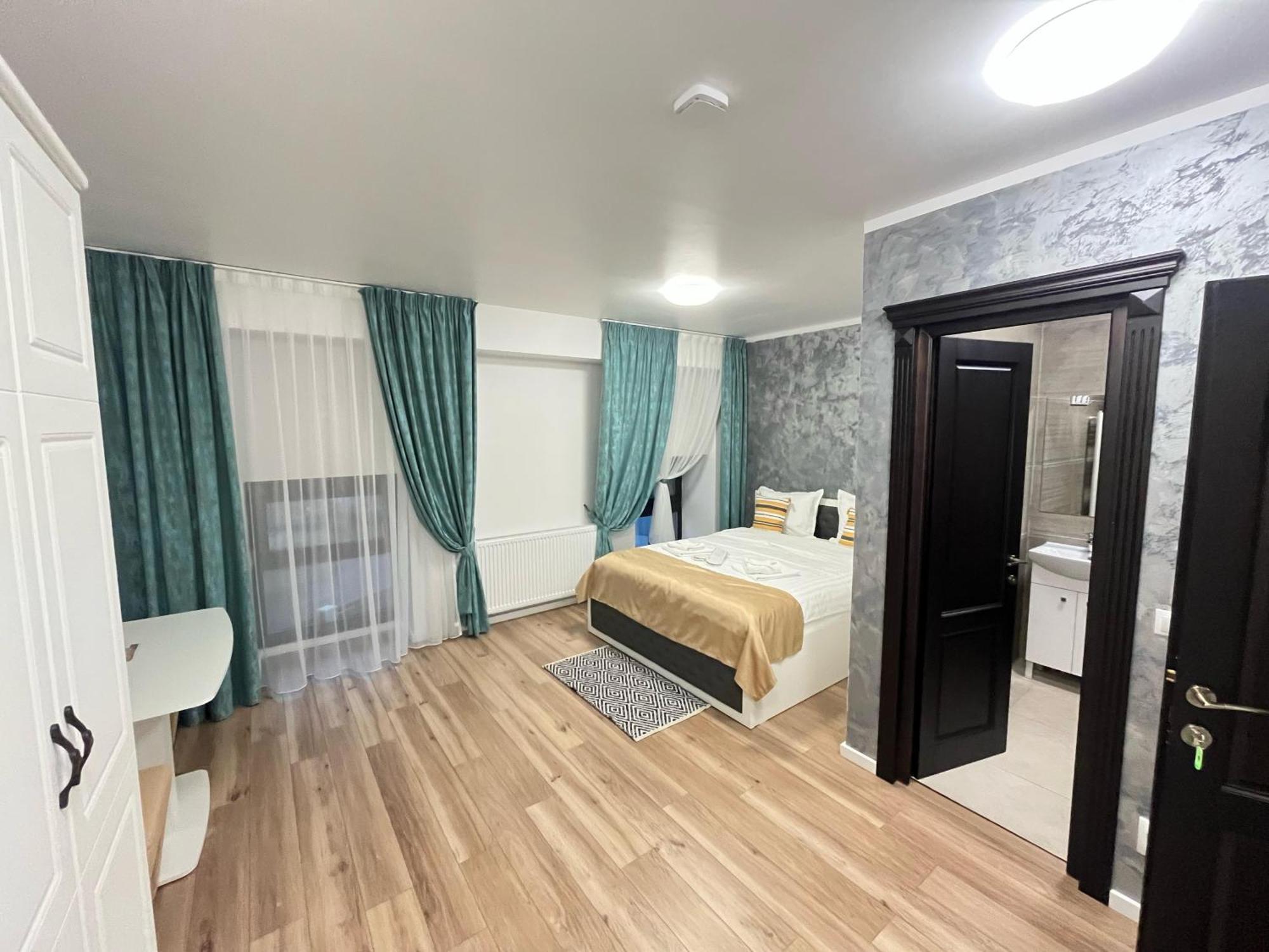 Grey Boutique Hotel Palas ยาช ภายนอก รูปภาพ